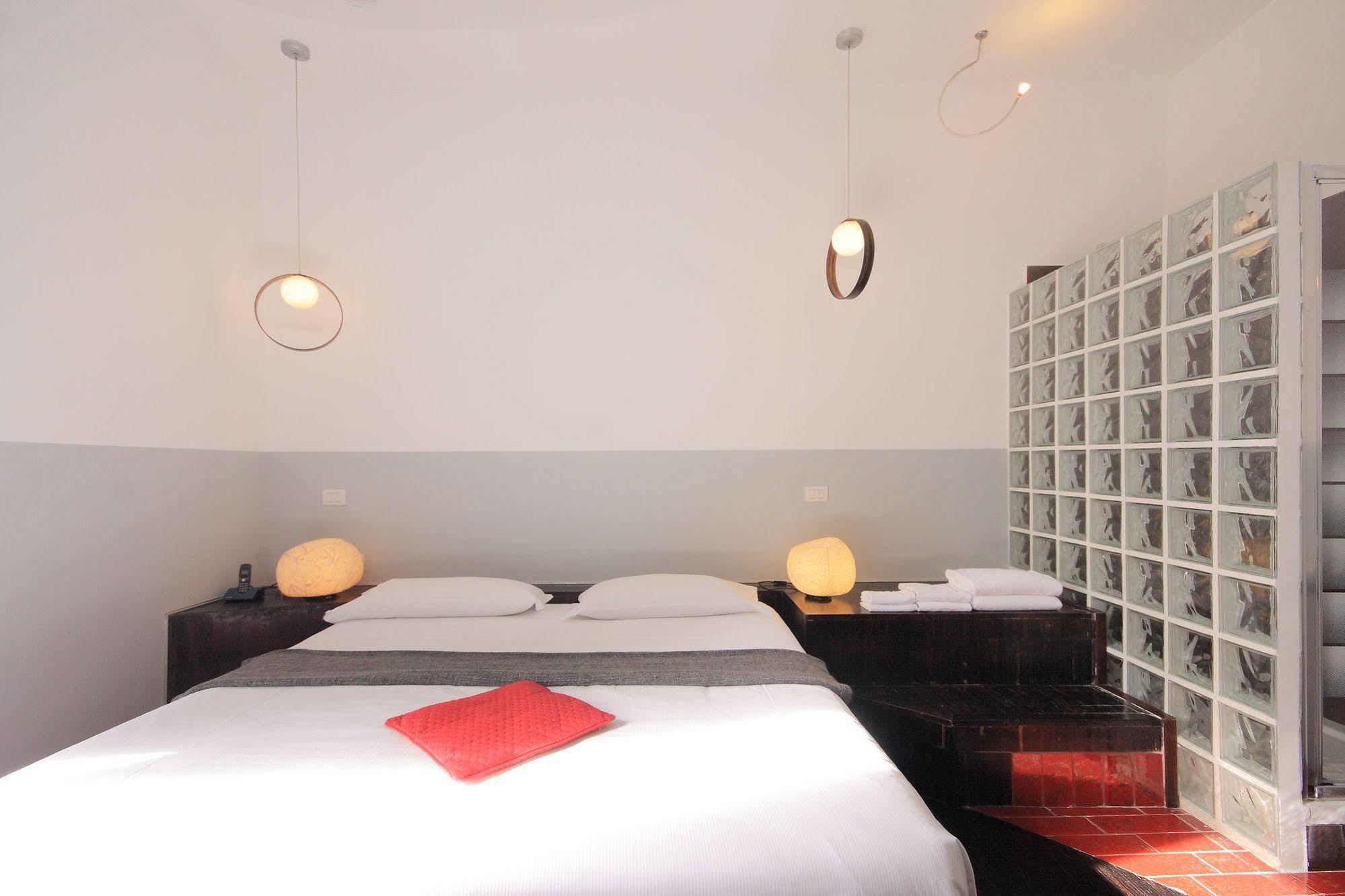 Ecce Roma Bed and Breakfast Exteriör bild